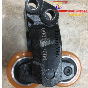 Cùm bánh xe nâng điện Toyota