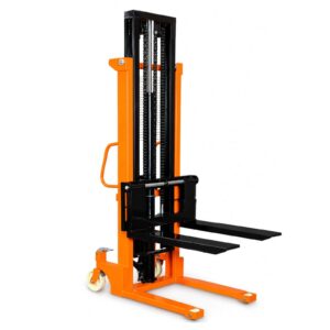 Hand Stacker 2m5 - Cần Lưu Ý Gì Khi Chọn Pallet Cho Xe Này?